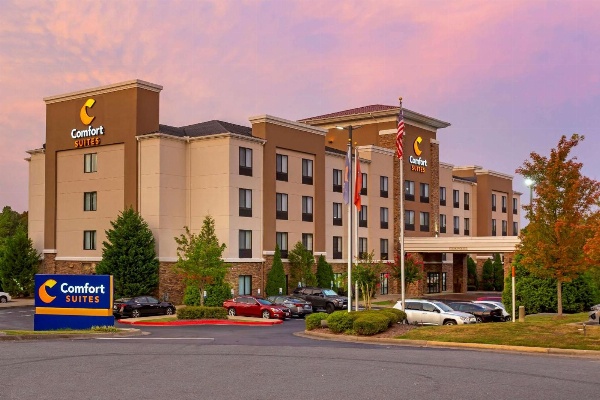 Comfort Suites Little Rock image 1