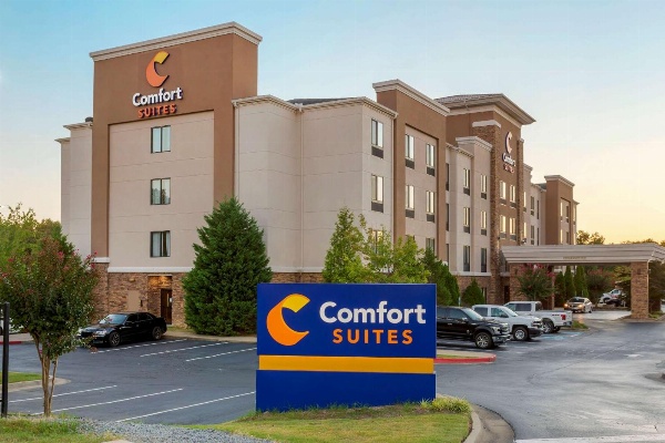 Comfort Suites Little Rock image 2